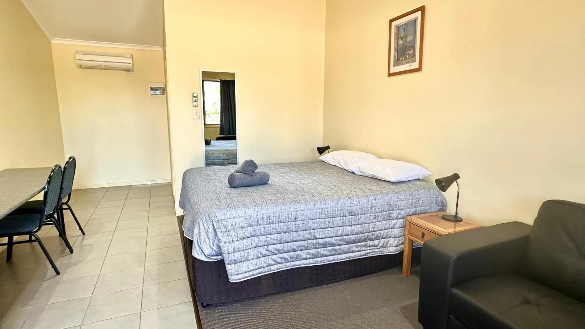 Moura Motel Australia