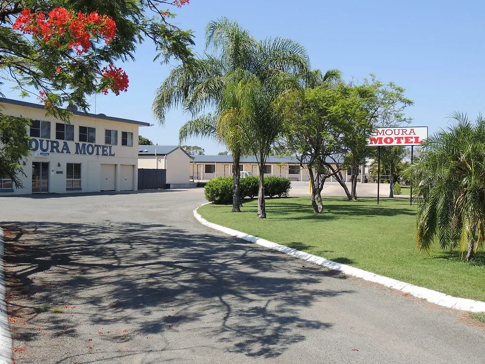 Moura Motel 4*,